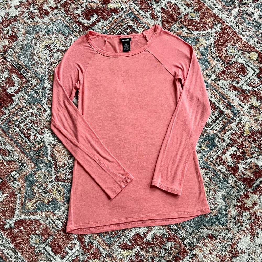 Coral Long Sleeve Top✨